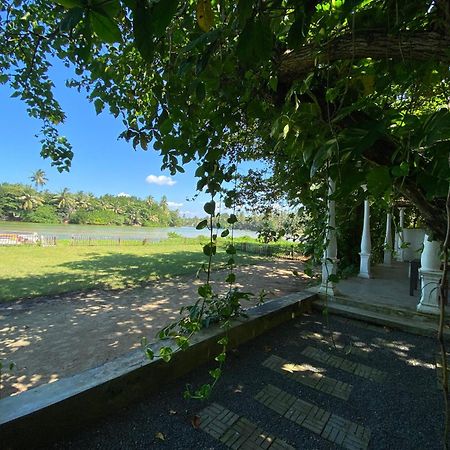 Lake House Hikka Hikkaduwa Ngoại thất bức ảnh