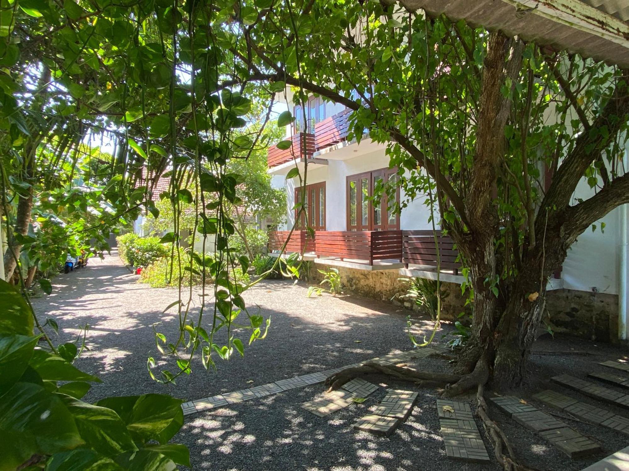 Lake House Hikka Hikkaduwa Ngoại thất bức ảnh