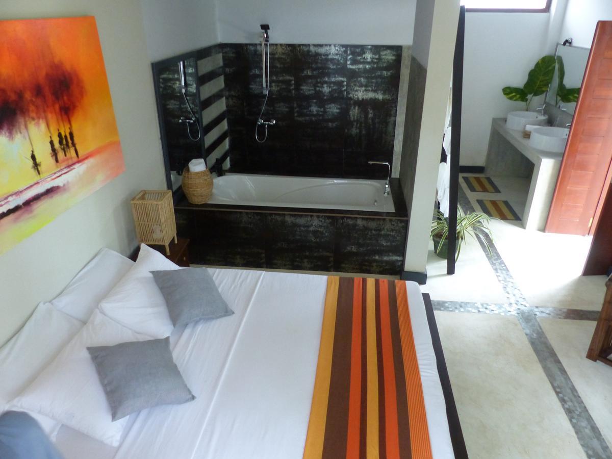 Lake House Hikka Hikkaduwa Ngoại thất bức ảnh